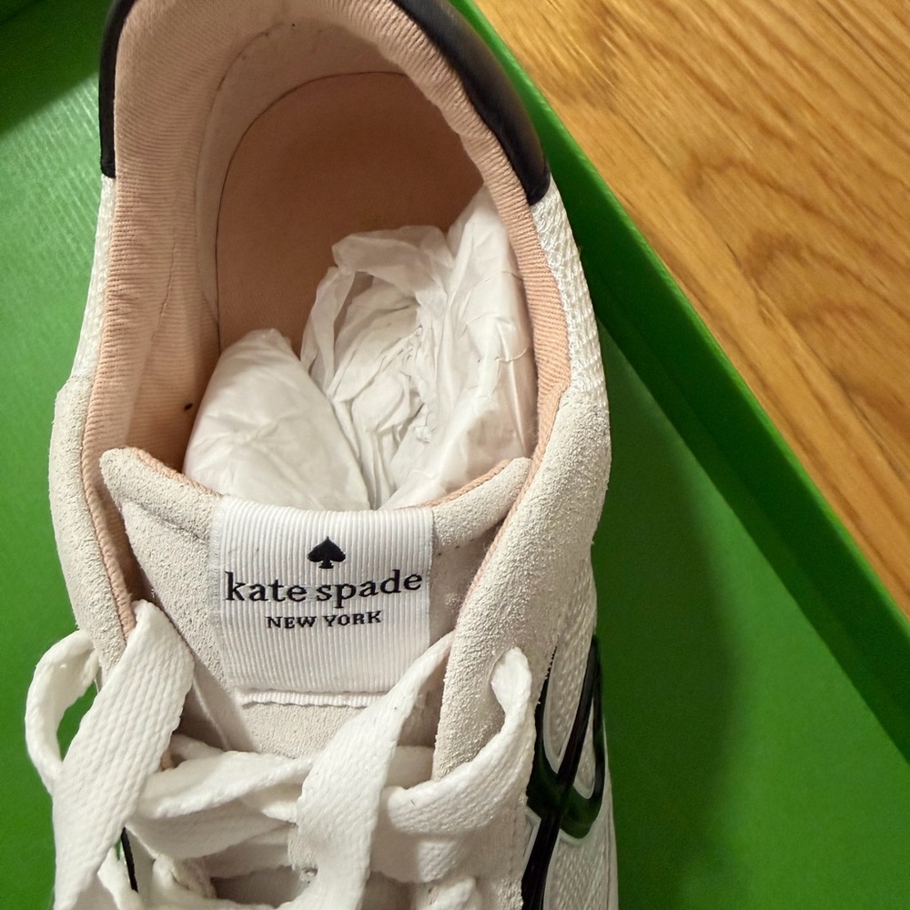Kate Spade Brigitte Runner Black and White Sneakers - New in Box - Picture 6 of 9